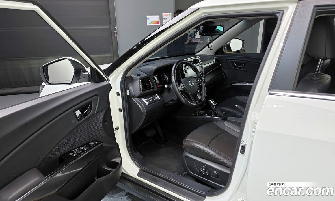 SsangYong Tivoli Gasoline 1.5 2WD
