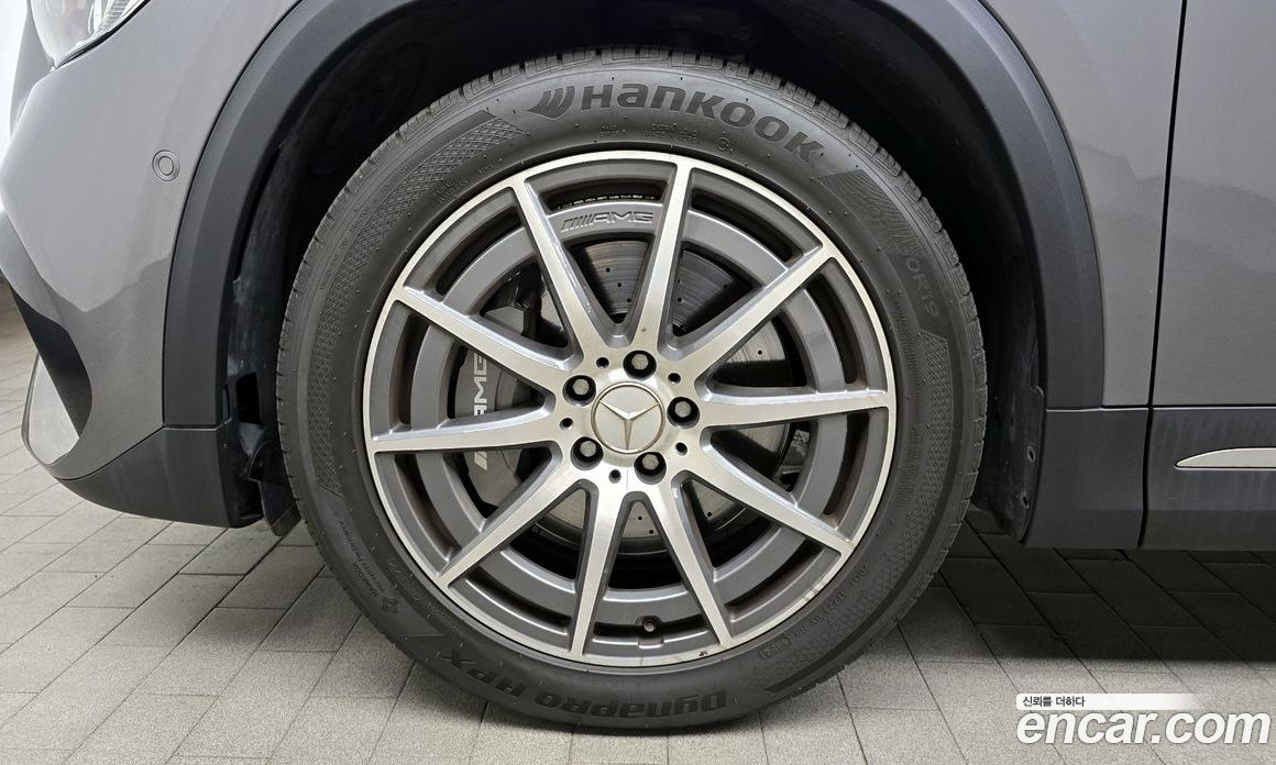 Mercedes Benz GLA-Class GLA45 AMG 4MATIC+