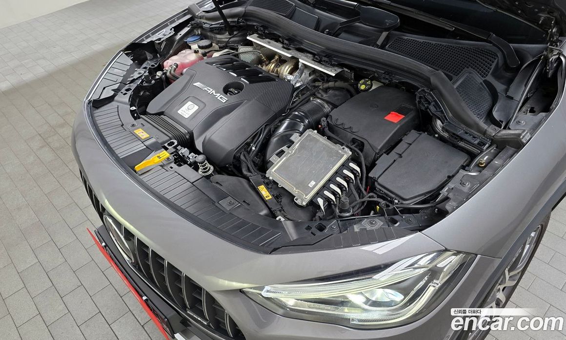 Mercedes Benz GLA-Class GLA45 AMG 4MATIC+