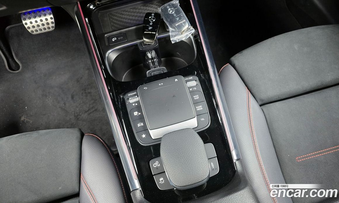 Mercedes Benz GLA-Class GLA45 AMG 4MATIC+