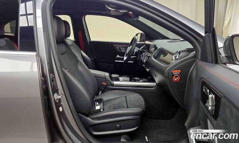 Mercedes Benz GLA-Class GLA45 AMG 4MATIC+