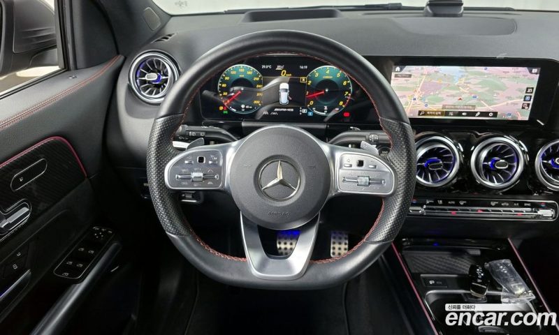 Mercedes Benz GLA-Class GLA45 AMG 4MATIC+