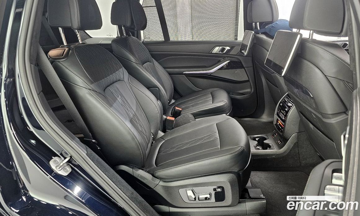 BMW X7 xDrive i40 M Sport 6STR