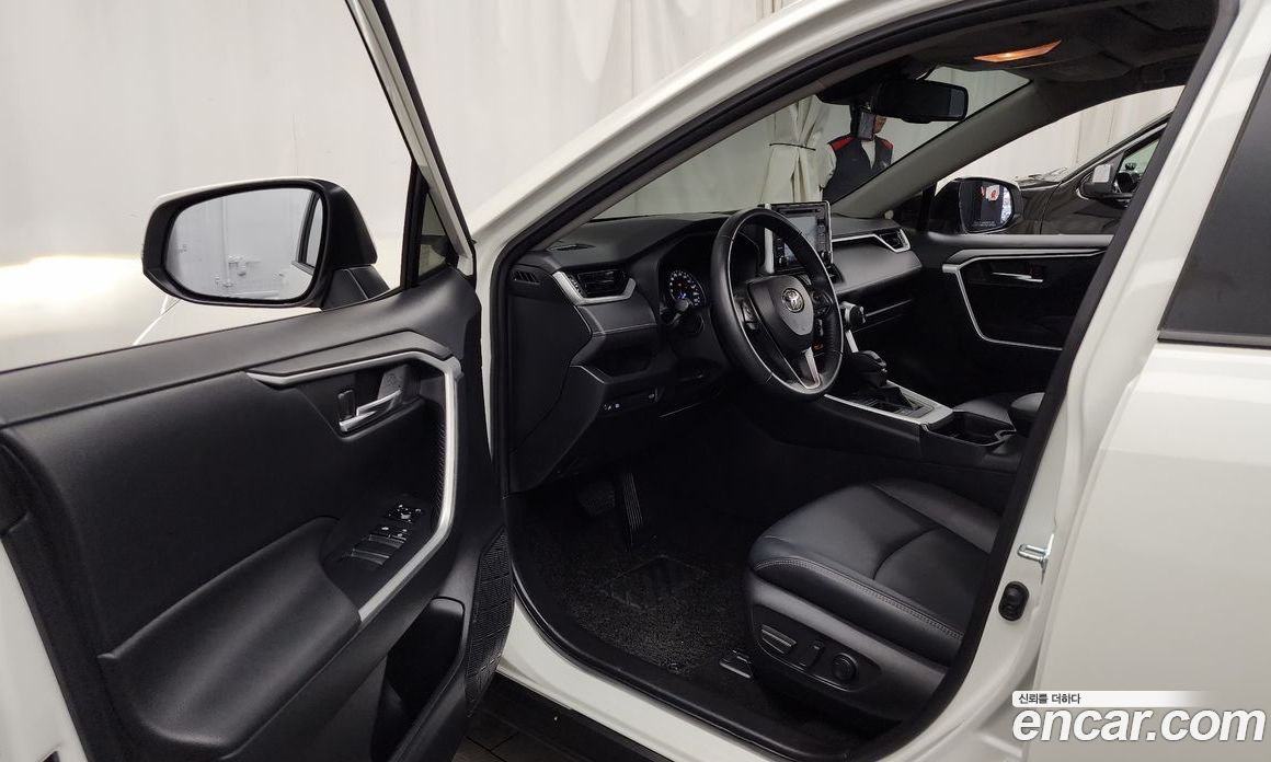 Toyota RAV4 2.5 2WD Hybrid