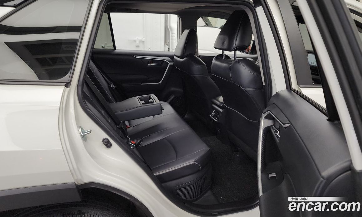 Toyota RAV4 2.5 2WD Hybrid