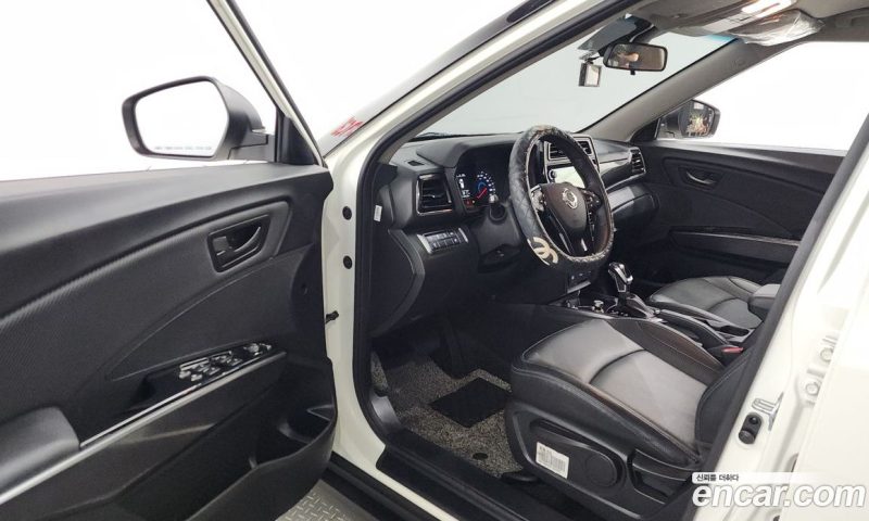 SsangYong Tivoli Gasoline 1.5 2WD