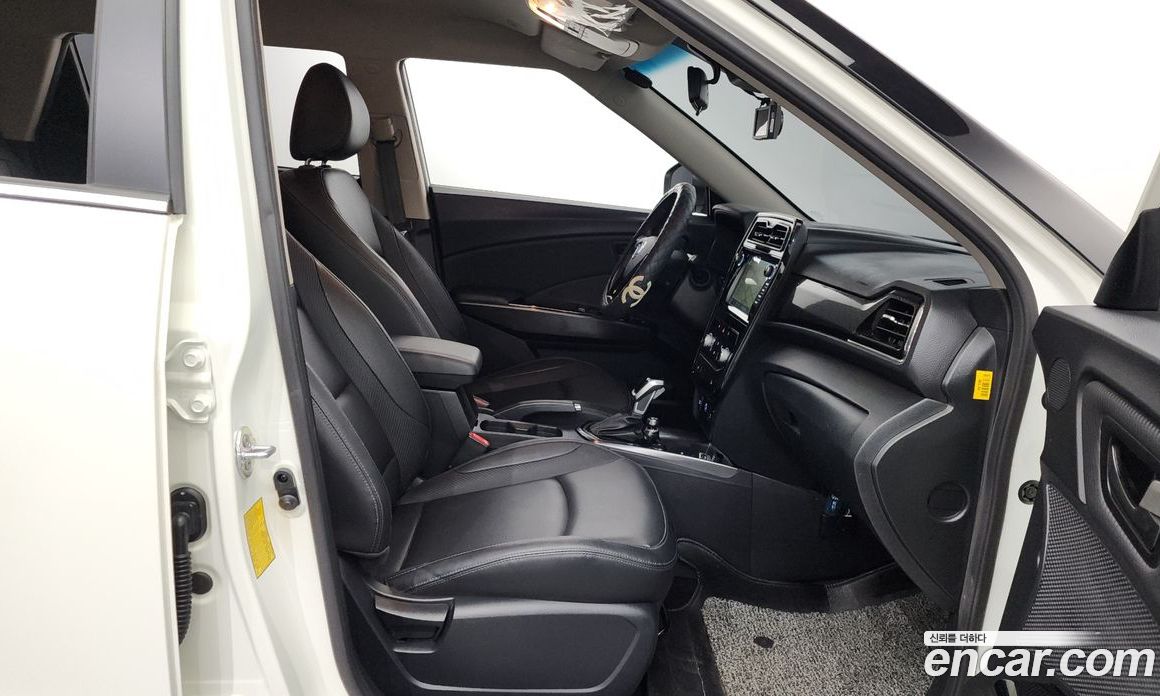 SsangYong Tivoli Gasoline 1.5 2WD