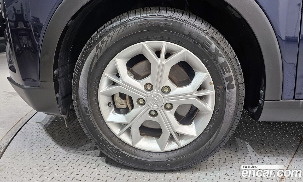 SsangYong Tivoli Gasoline 1.5 2WD