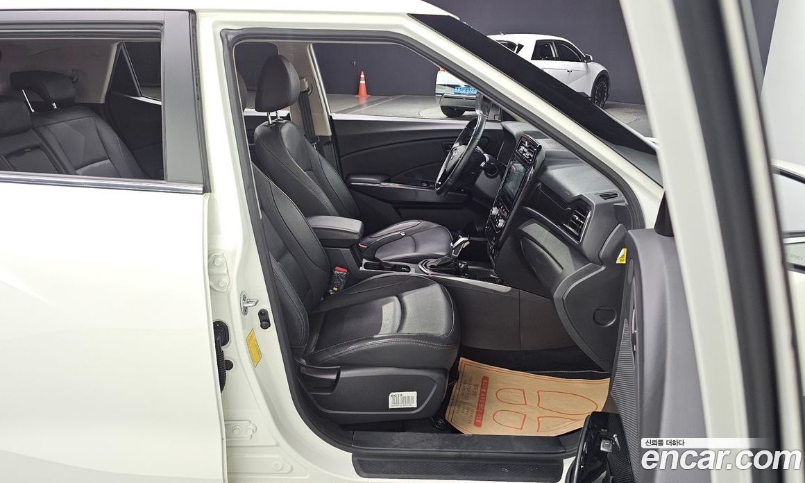SsangYong Tivoli Gasoline 1.5 2WD