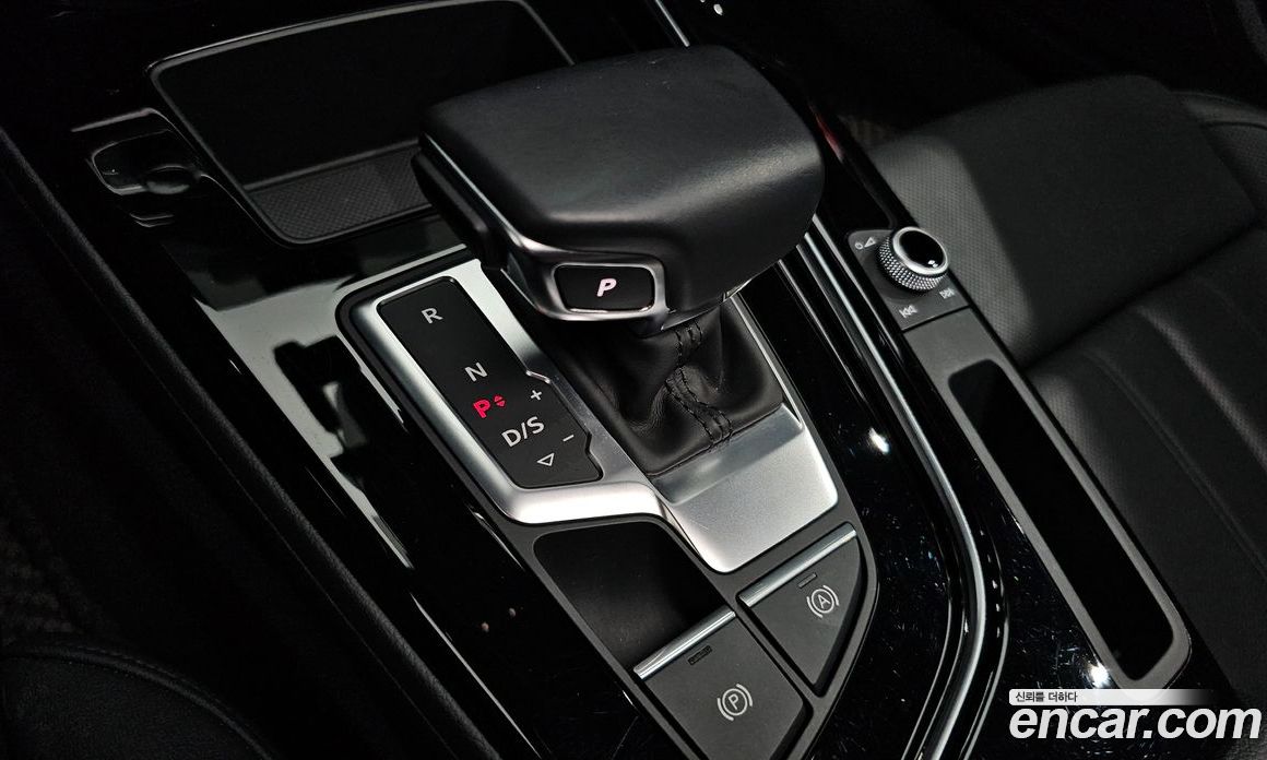 Audi A4 40 TFSI Premium
