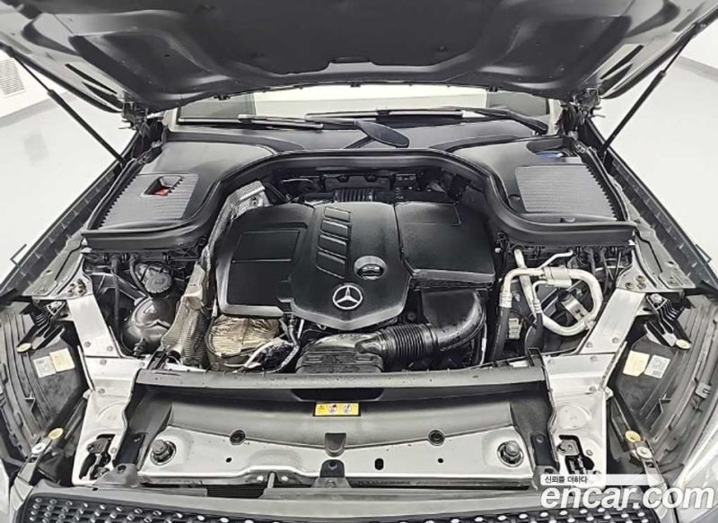 Mercedes Benz GLC-Class GLC220 D 4MATIC Coupe