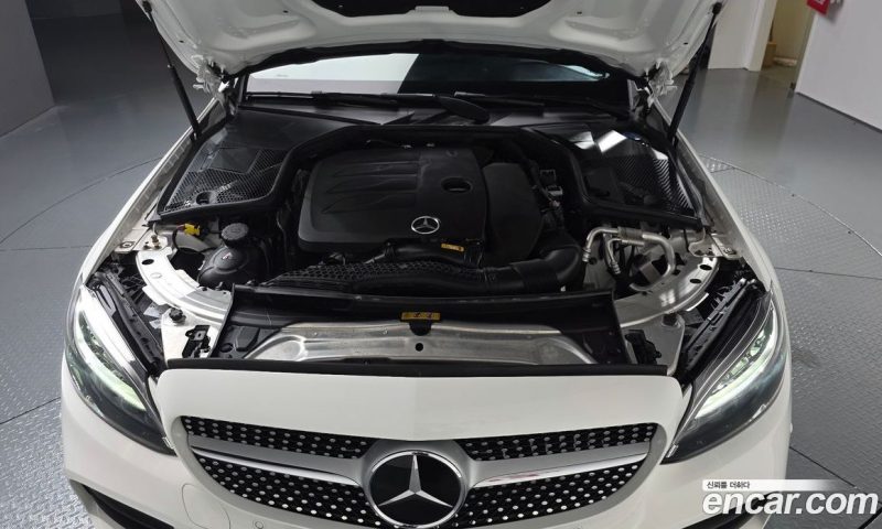 Mercedes Benz C-Class C200 AMG Line
