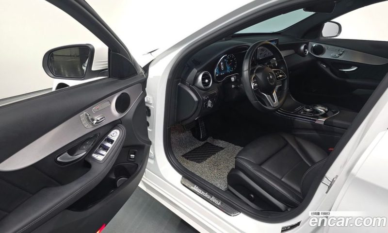 Mercedes Benz C-Class C200 AMG Line