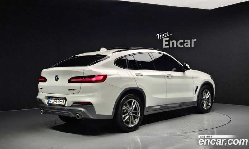 BMW X4 xDrive20i M Sports X Onlile Exclusive Edition