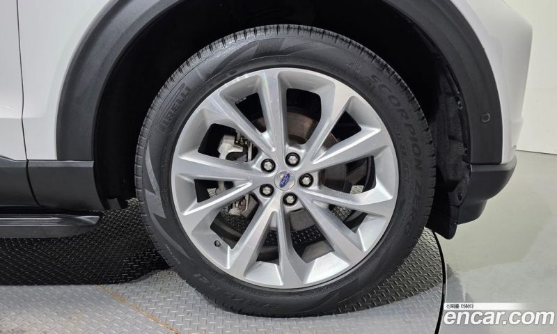 Ford Explorer 3.0 Platinum 4WD