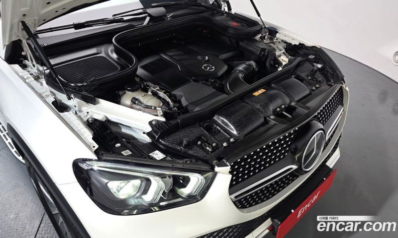 Mercedes Benz GLE-Class GLE300d 4MATIC