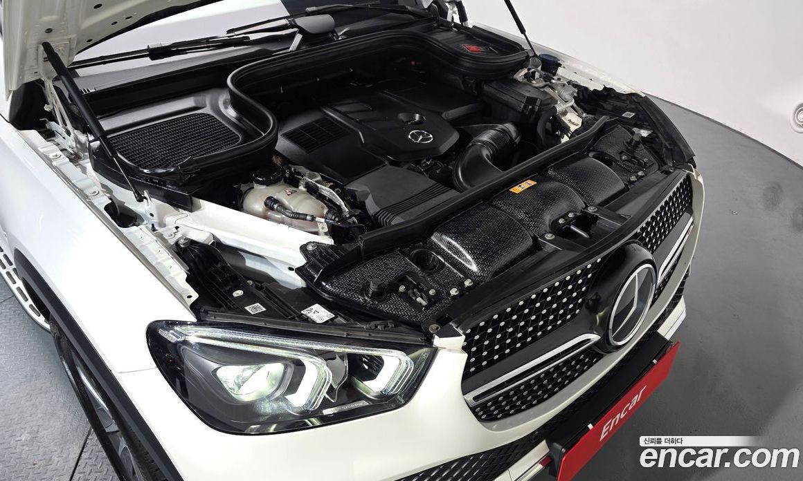 Mercedes Benz GLE-Class GLE300d 4MATIC