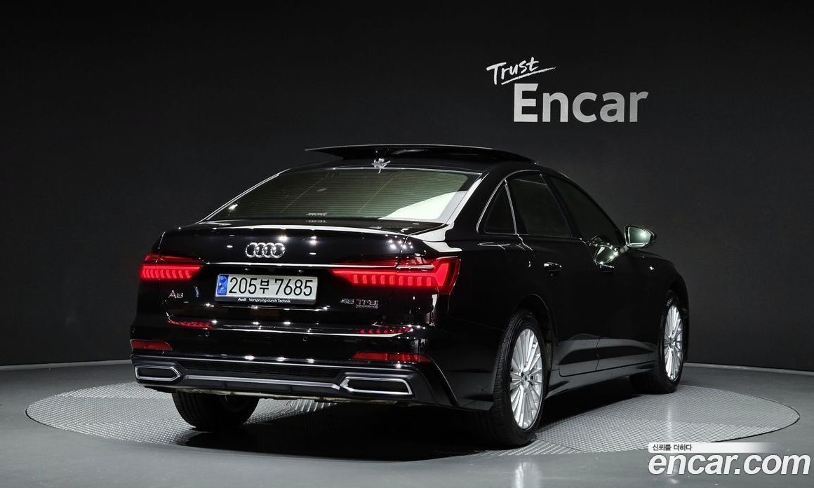 Audi A6 45 TFSI Premium