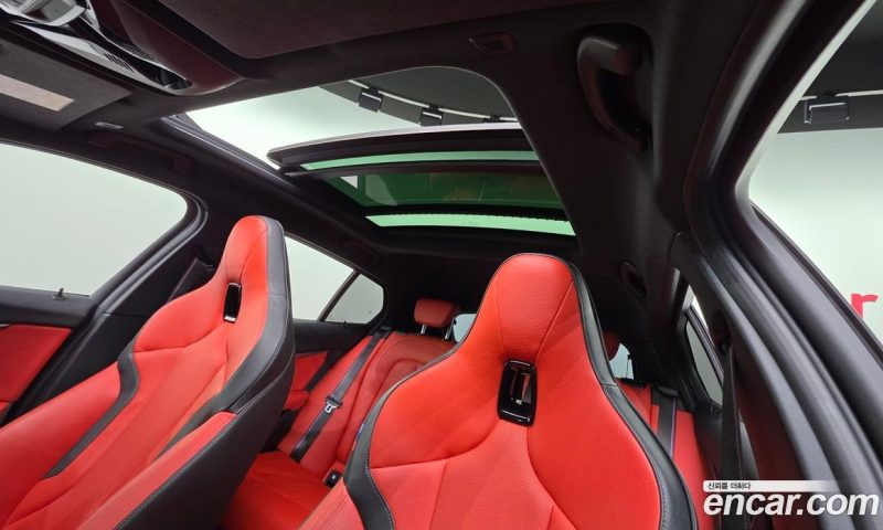 BMW 1-Series M135i xDrive