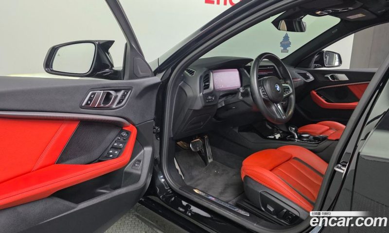 BMW 1-Series M135i xDrive