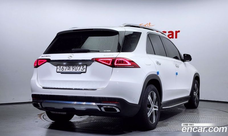 Mercedes Benz GLE-Class GLE300d 4MATIC