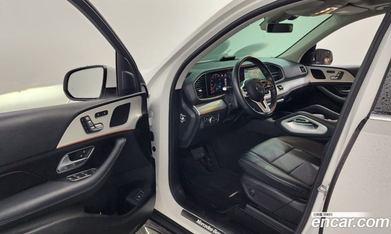 Mercedes Benz GLE-Class GLE300d 4MATIC