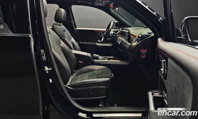 Mercedes Benz GLB-Class GLB250 4MATIC