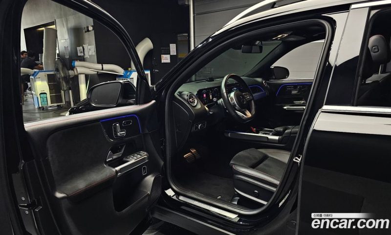 Mercedes Benz GLB-Class GLB250 4MATIC