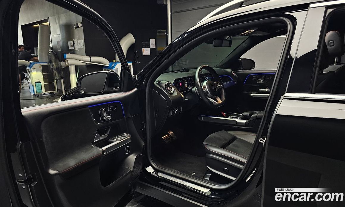 Mercedes Benz GLB-Class GLB250 4MATIC