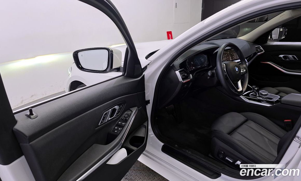 BMW 3-Series i320
