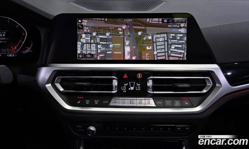 BMW 3-Series i320
