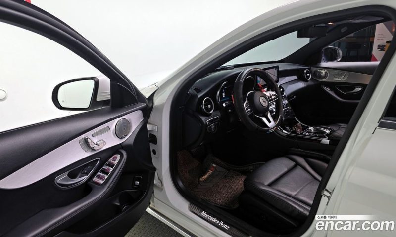 Mercedes Benz C-Class C220 D 4MATIC
