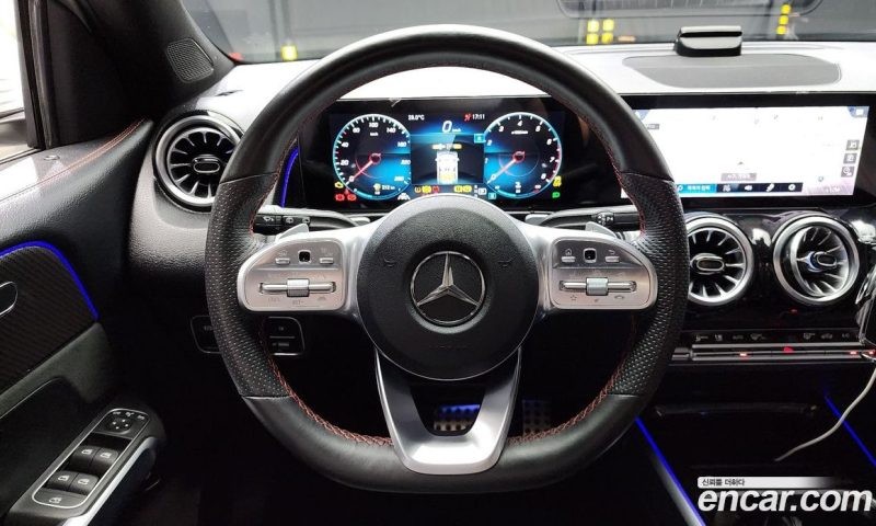 Mercedes Benz GLB-Class GLB250 4MATIC