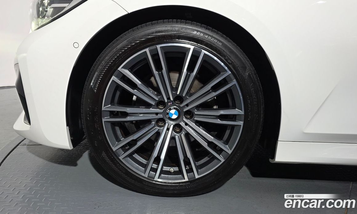 BMW 3-Series i320 M Sport