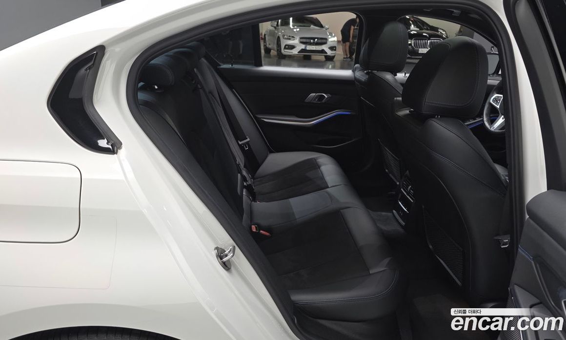 BMW 3-Series i320 M Sport