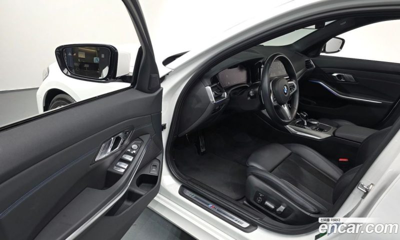BMW 3-Series i320 M Sport