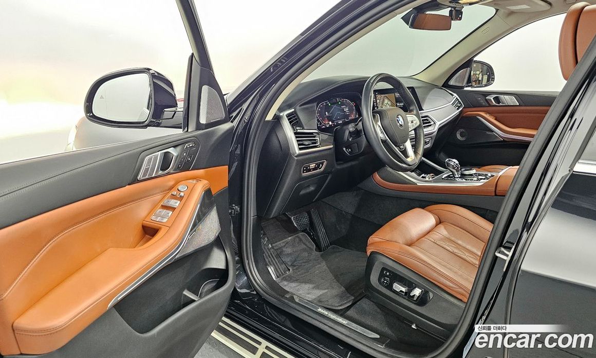 BMW X7 xDrive i40 Design Pure Excellence 7-Seater