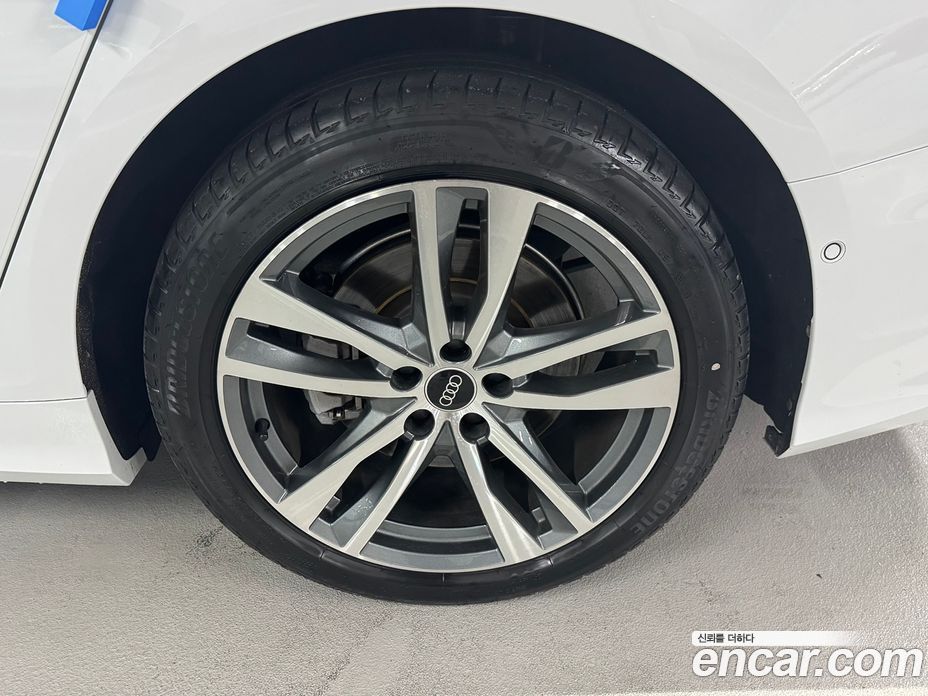 Audi A6 45 TFSI Premium