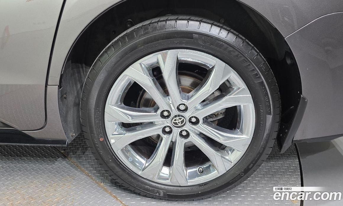 Toyota Sienna 2.5 Hybrid 2WD