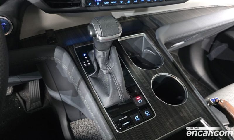 Toyota Sienna 2.5 Hybrid 2WD