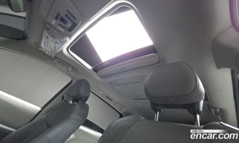 Toyota Sienna 2.5 Hybrid 2WD