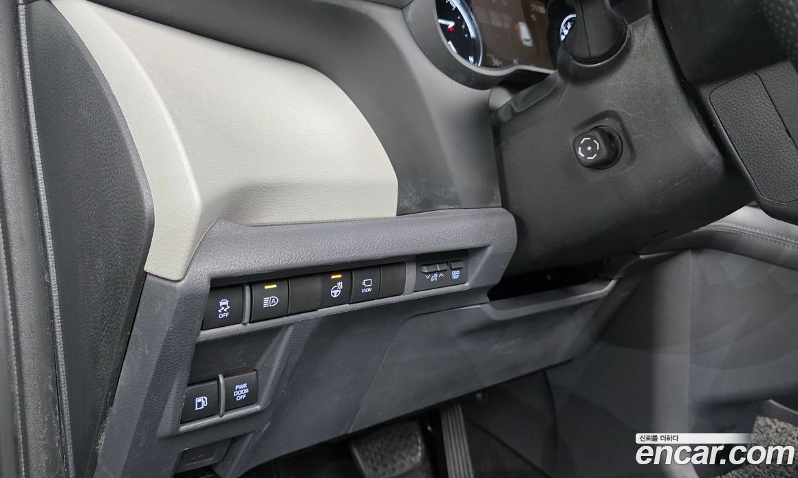 Toyota Sienna 2.5 Hybrid 2WD