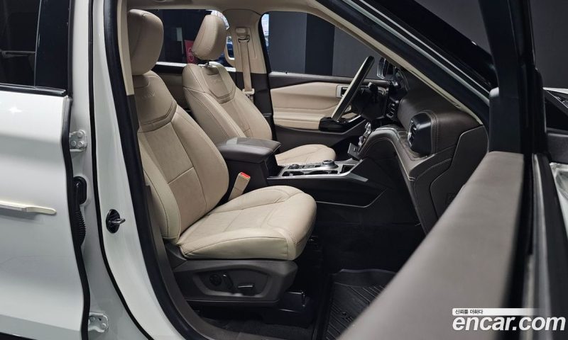 Ford Explorer 3.0 Platinum 4WD