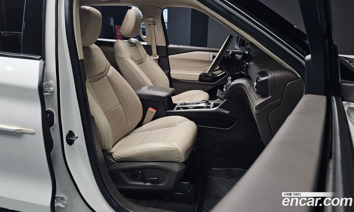 Ford Explorer 3.0 Platinum 4WD