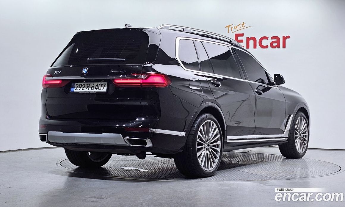BMW X7 xDrive i40 Design Pure Excellence 7-Seater