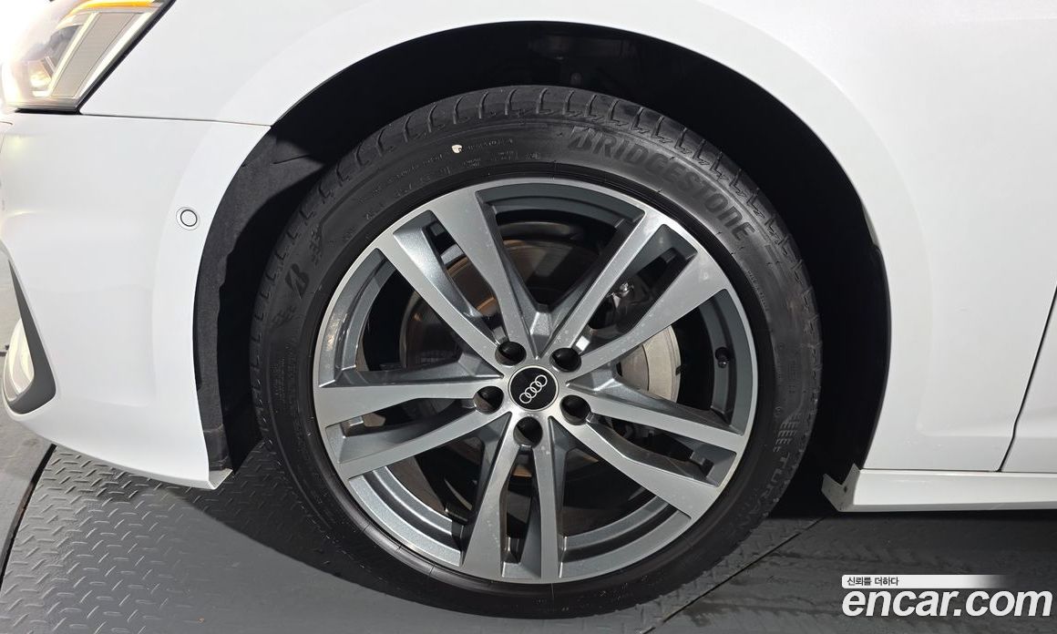 Audi A6 45 TFSI Premium