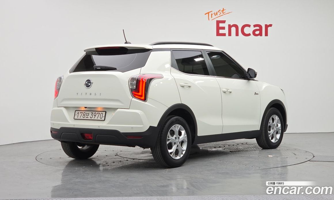 SsangYong Tivoli Gasoline 1.5 2WD