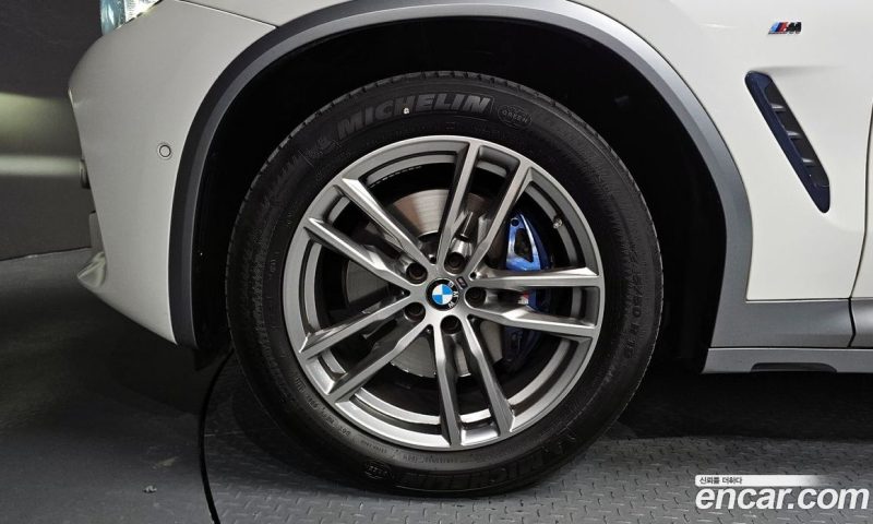 BMW X4 xDrive20i M Sports X Onlile Exclusive Edition
