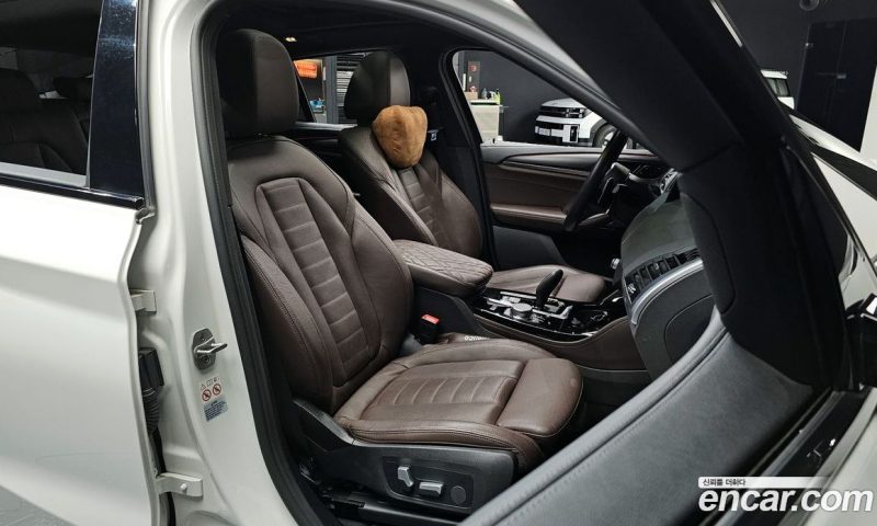 BMW X4 xDrive20i M Sports X Onlile Exclusive Edition