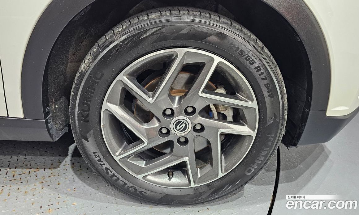 SsangYong Tivoli Gasoline 1.5 2WD